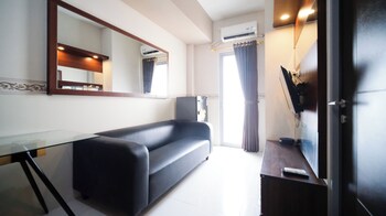 restful and dreamy 1br apartment at tamansari prospero