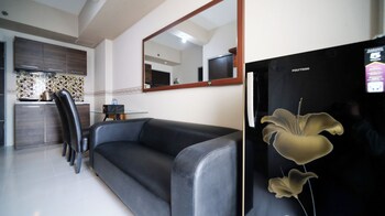 restful and dreamy 1br apartment at tamansari prospero