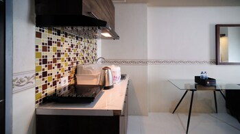restful and dreamy 1br apartment at tamansari prospero