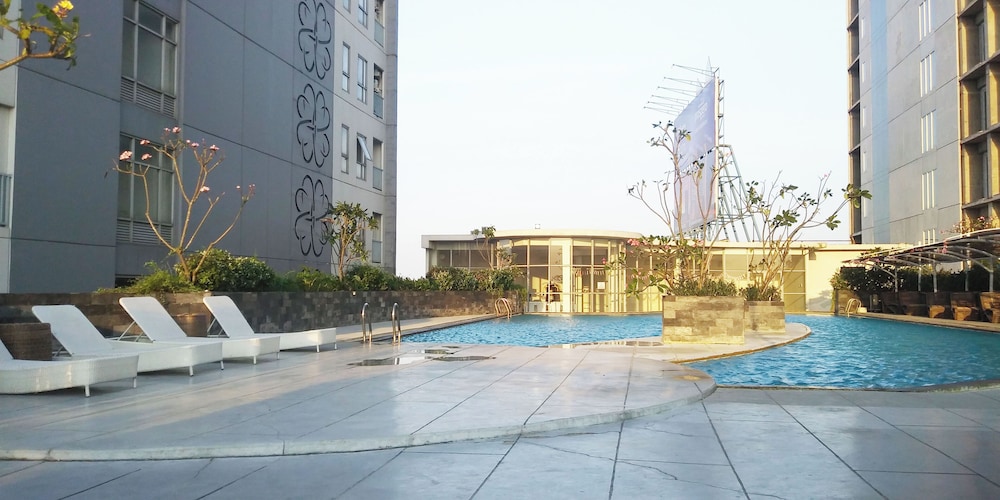 restful and dreamy 1br apartment at tamansari prospero