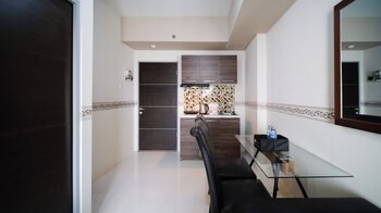 restful and dreamy 1br apartment at tamansari prospero