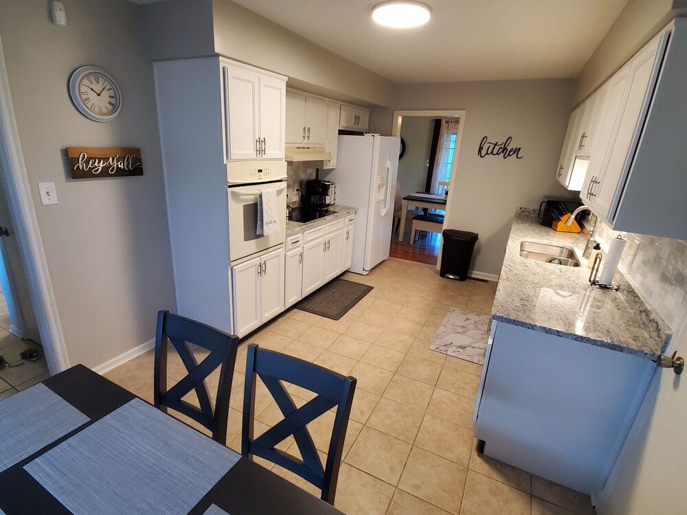 andrea abode 5 bedroom home by redawning