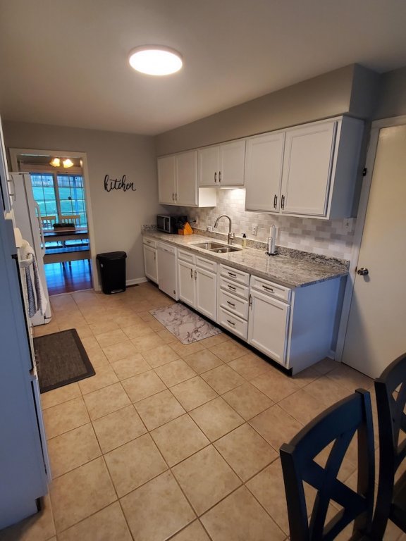 andrea abode 5 bedroom home by redawning