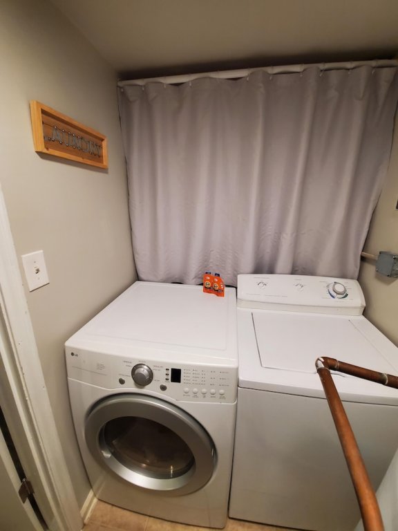 andrea abode 5 bedroom home by redawning