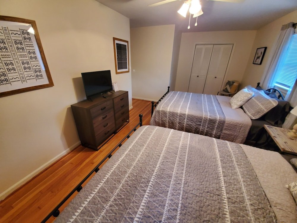 andrea abode 5 bedroom home by redawning