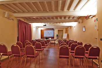 Country Hotel Borgo Sant'ippolito,Ginestra>>Florence,4 star