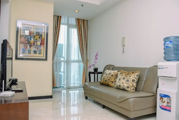 elegant and comfort 1br extra room apartment at bellagio residence