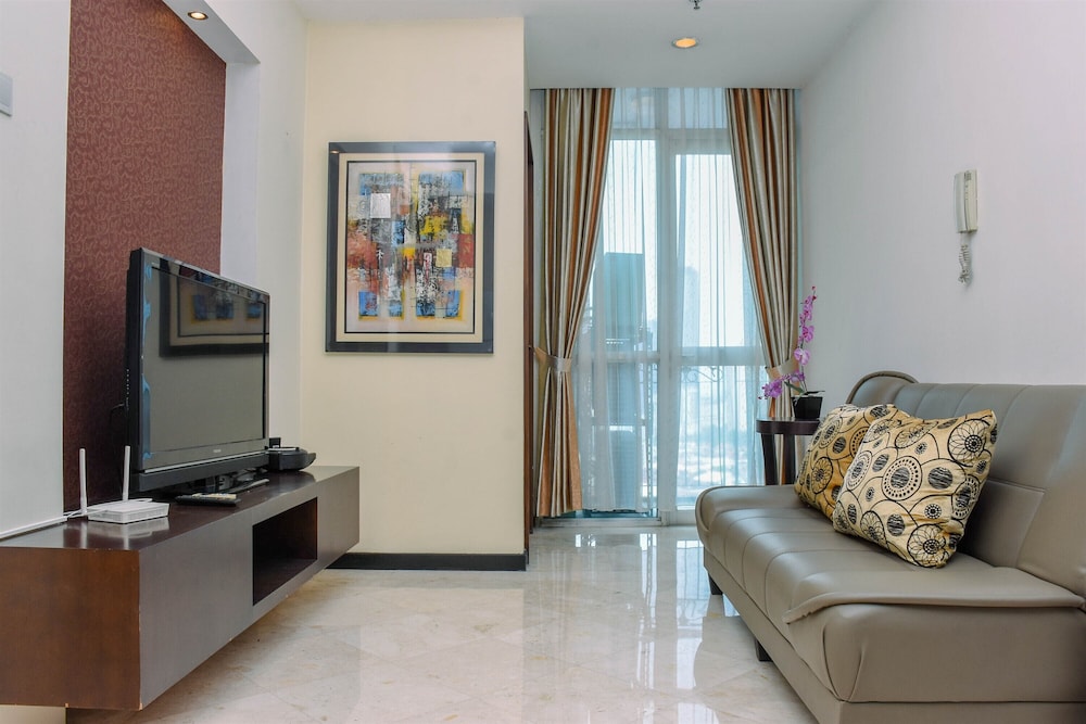 elegant and comfort 1br extra room apartment at bellagio residence