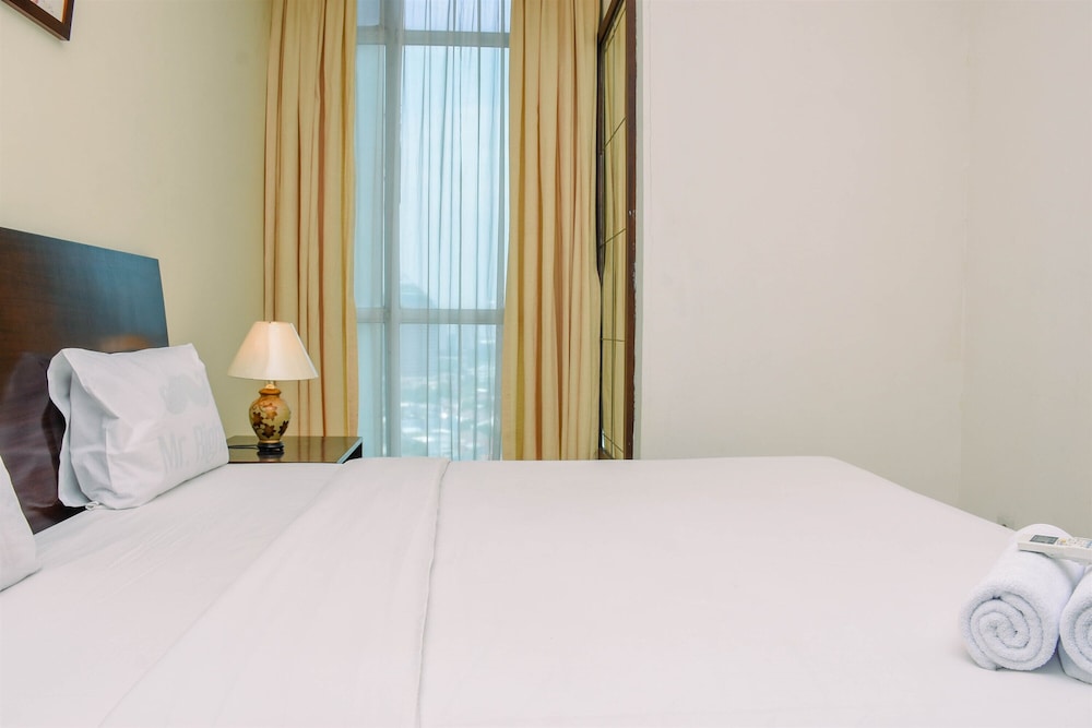 elegant and comfort 1br extra room apartment at bellagio residence