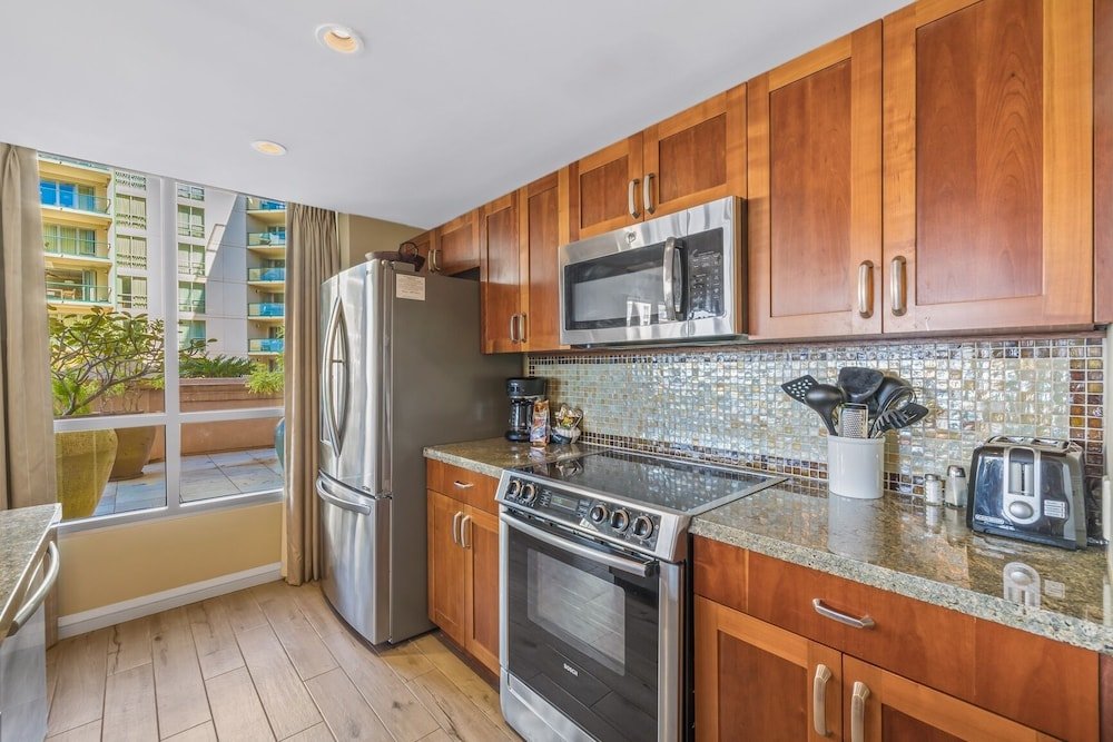 honua kai 215 2 bedroom 2 bath 2 condo by redawning