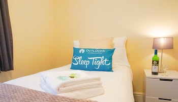 the gathering chester 3 sleeps 14 very close to city centre racecourse within walls