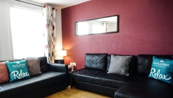 the gathering chester 3 sleeps 14 very close to city centre racecourse within walls