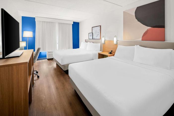 spark by hilton woodbridge