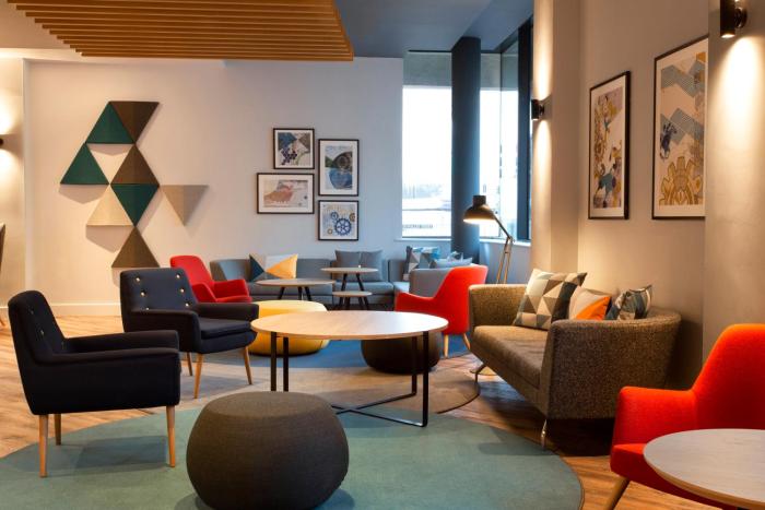 holiday inn express cheltenham by ihg