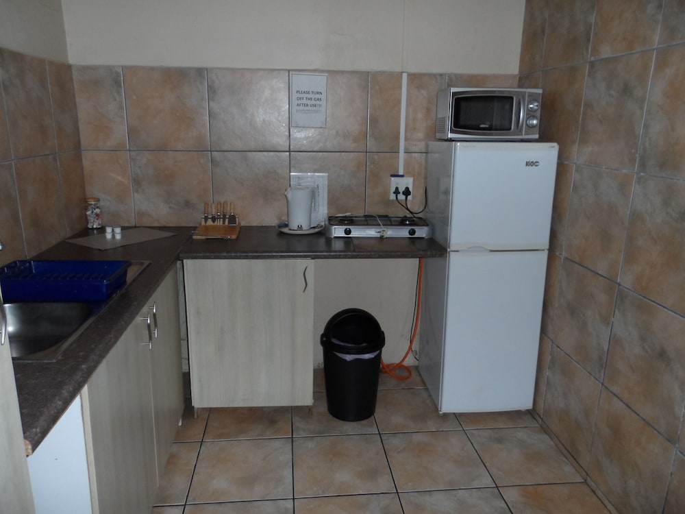 african sky bed and breakfast