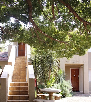 african sky bed and breakfast