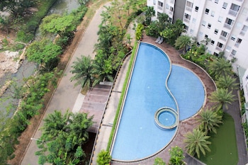 nice and comfort studio apartment at mustika golf residence