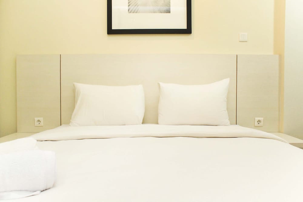 nice and comfort studio apartment at mustika golf residence