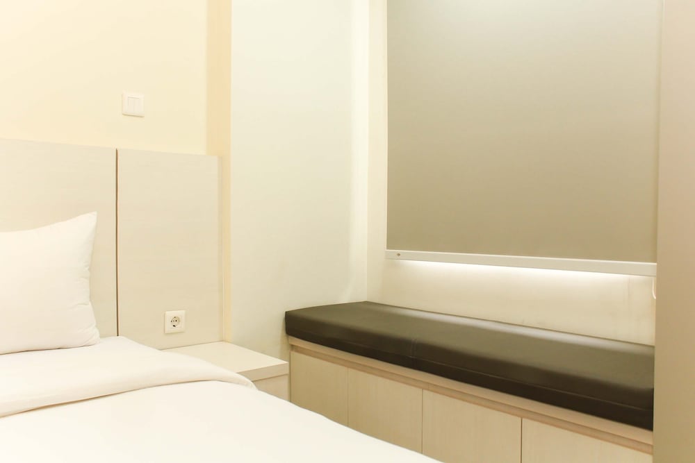 nice and comfort studio apartment at mustika golf residence