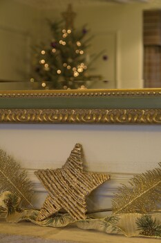 three ways house hotel
