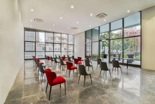 8 kia peng residences by times 8