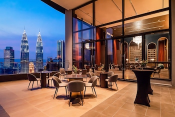 8 kia peng residences by times 8