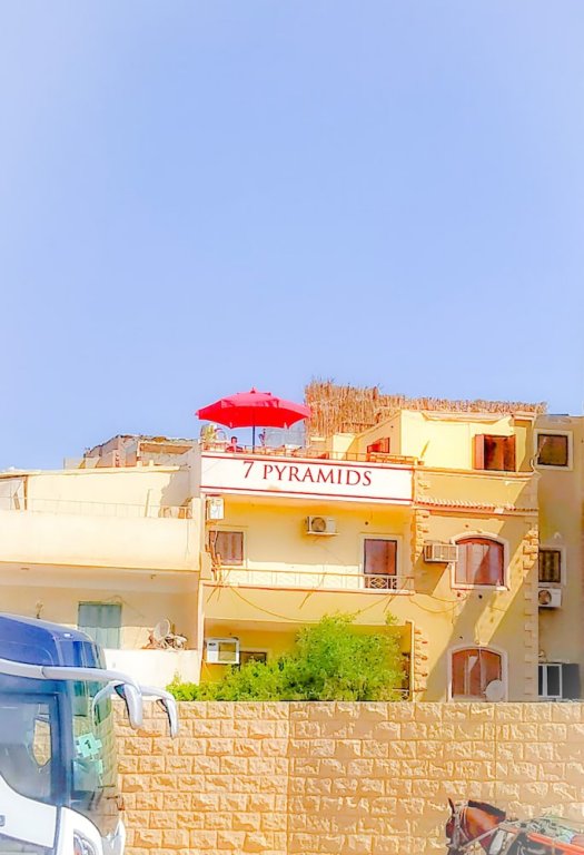 7 Pyramids Guest House,,3 star