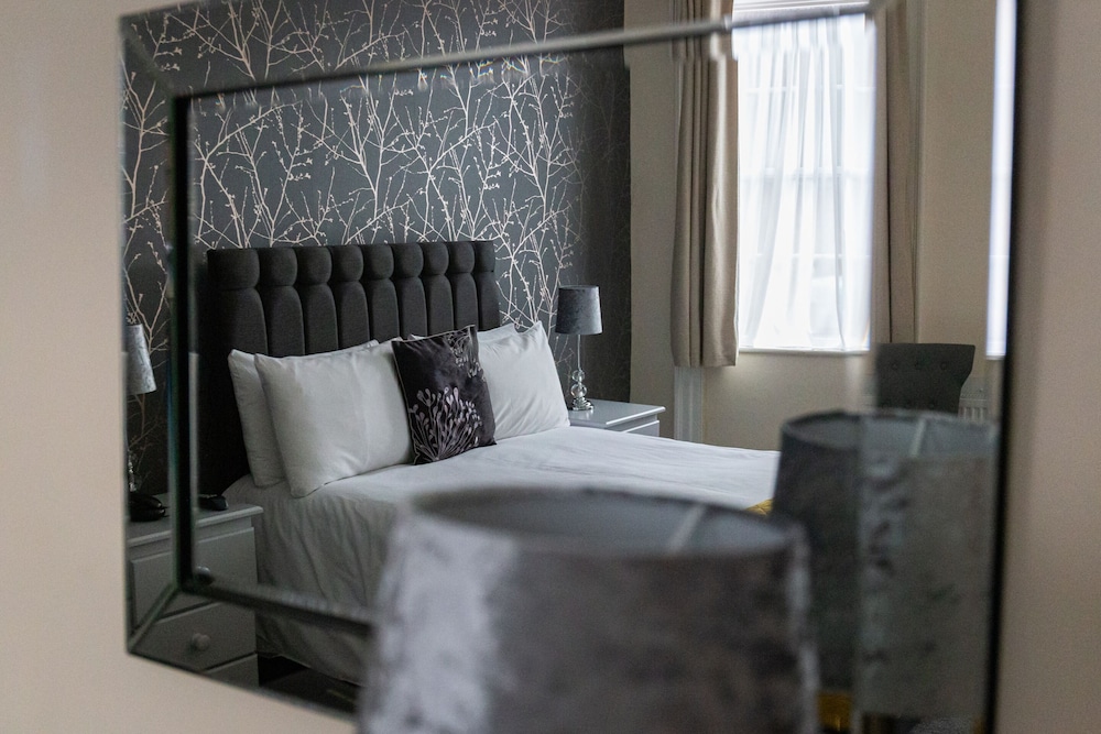 the mount pleasant hotel