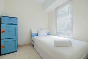 minimalist 2br apartment the springlake summarecon