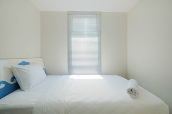 minimalist 2br apartment the springlake summarecon