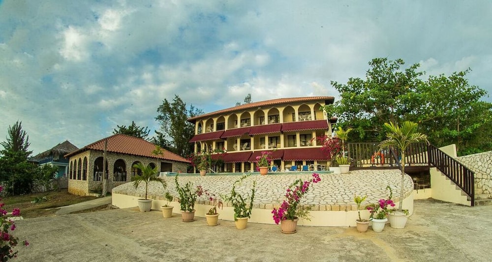 mirage resort clothing optional adults only