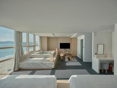 uhsuite the haeundae