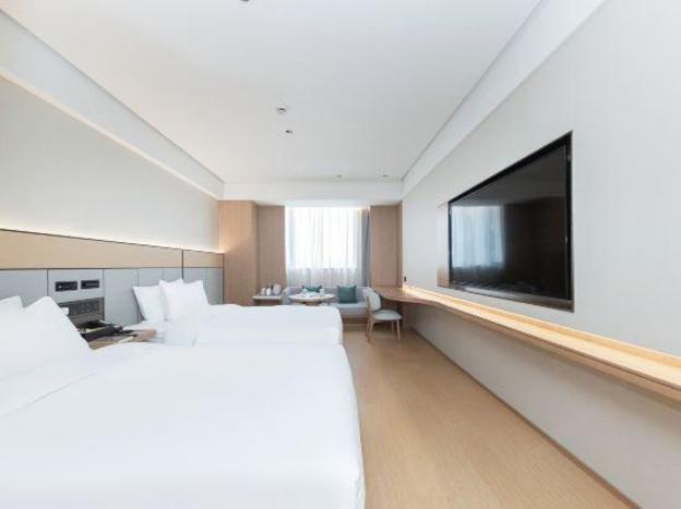 ji hotel cangyuan road shanghai