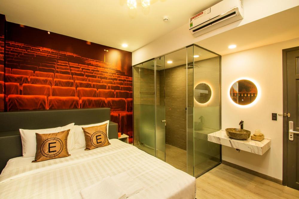eros hotel 2 love hotel