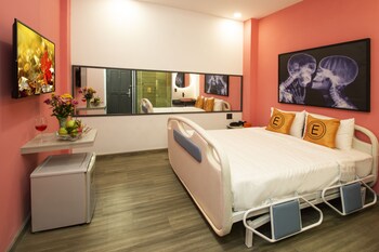 eros hotel 2 love hotel