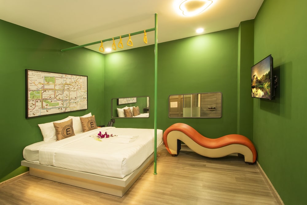 eros hotel 2 love hotel