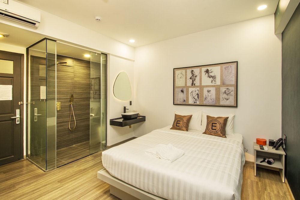eros hotel 2 love hotel