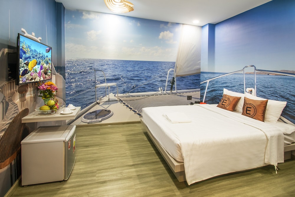 eros hotel 2 love hotel