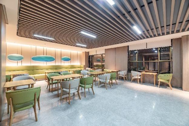 ji hotel bole