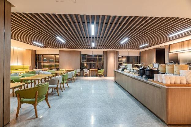 ji hotel bole