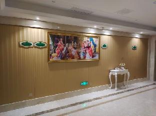 vienna international hotel haian high speed railway station