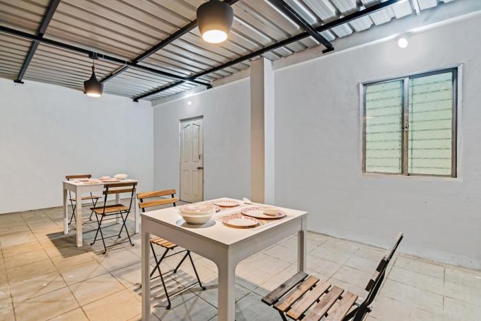 super hotel o saraswati niwas vadgaon budruk