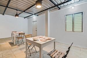 super hotel o saraswati niwas vadgaon budruk