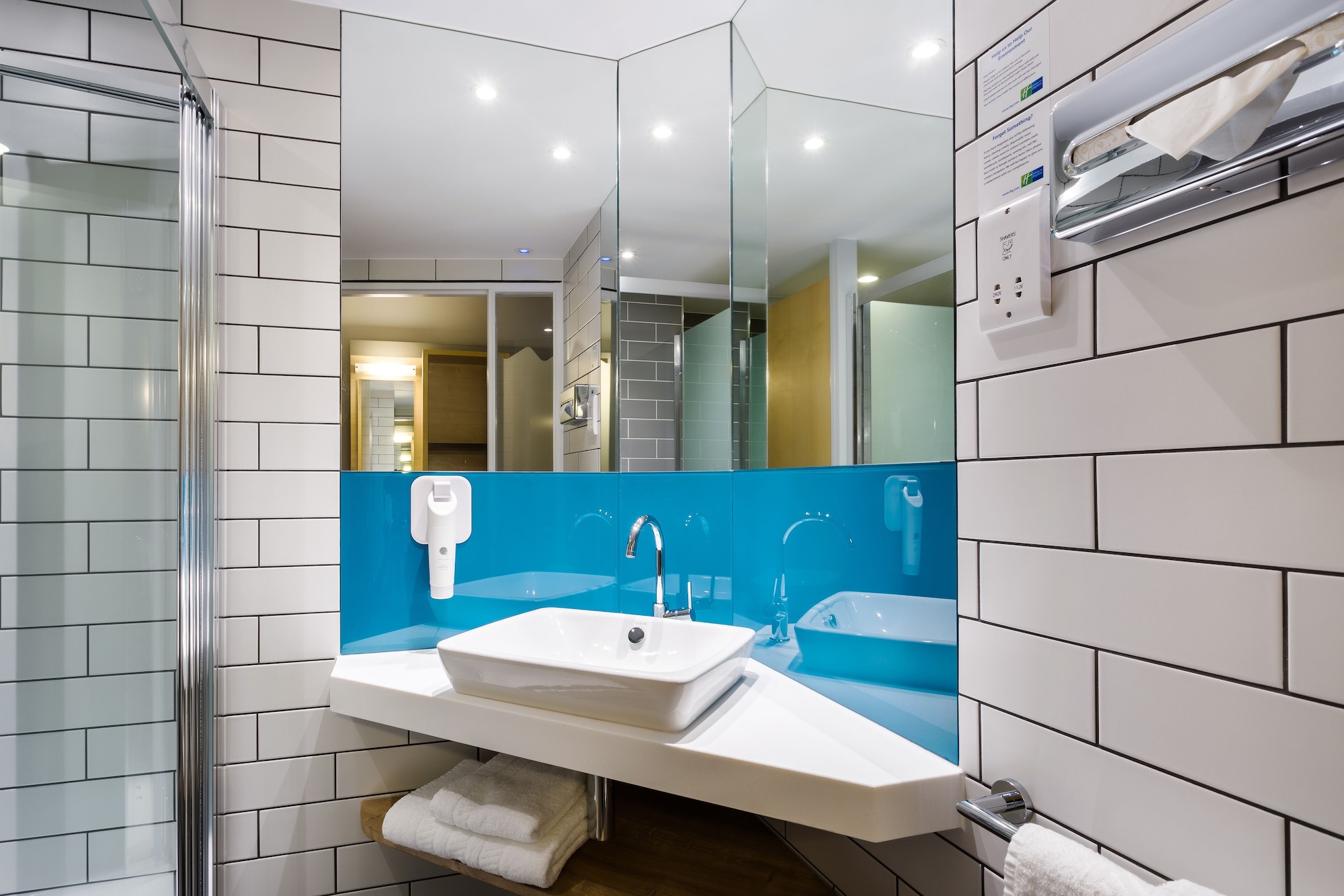 holiday inn express london watford junction by ihg