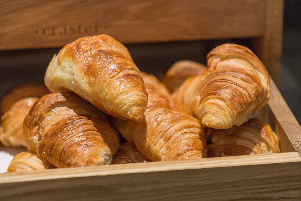 holiday inn express london watford junction by ihg