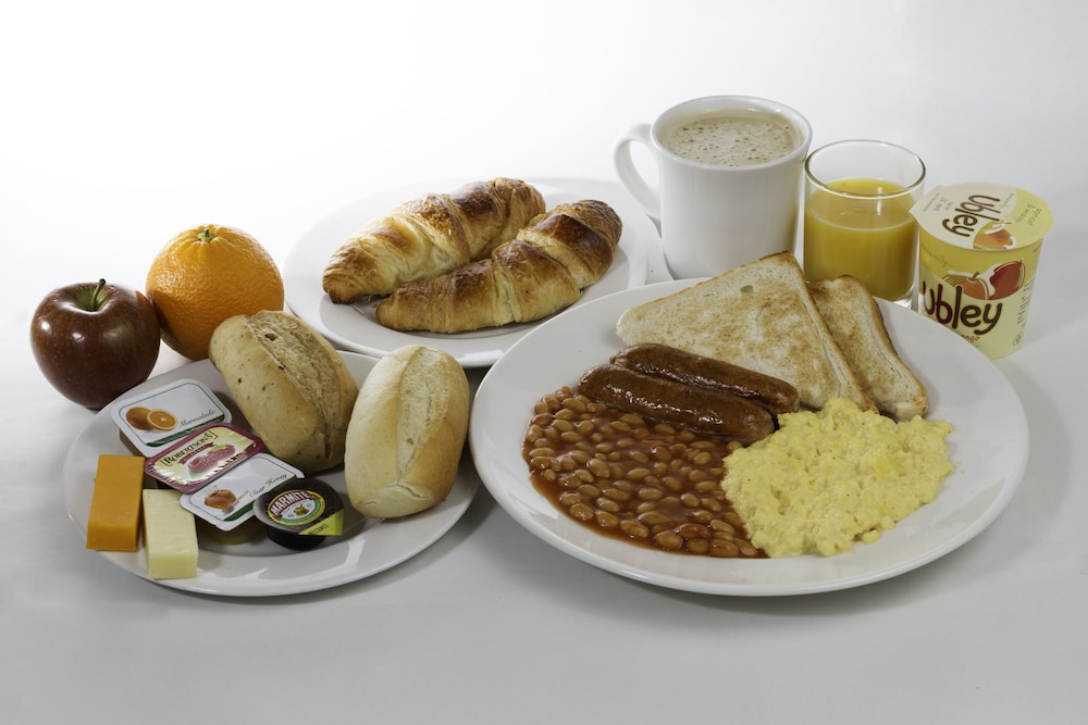 holiday inn express london watford junction by ihg