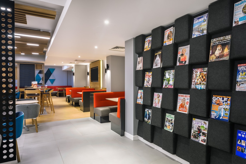 holiday inn express london watford junction by ihg