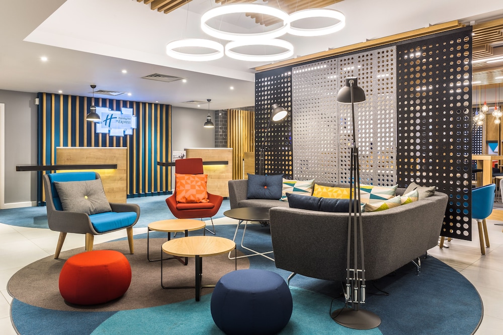 holiday inn express london watford junction by ihg