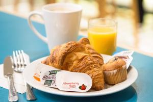 holiday inn express london watford junction by ihg