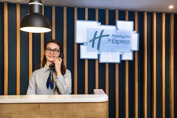 holiday inn express london watford junction by ihg